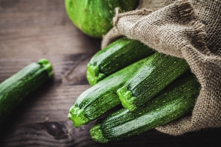 ズッキーニ 栄養価満点の野菜 ナポリの窯グルメブログ