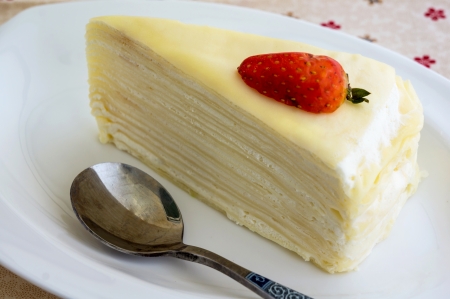 ミルクレープ 実は日本発祥のケーキ ナポリの窯グルメブログ