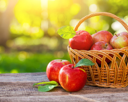 リンゴ リンゴ酢はダイエットアイテムとしても人気 ナポリの窯グルメブログ