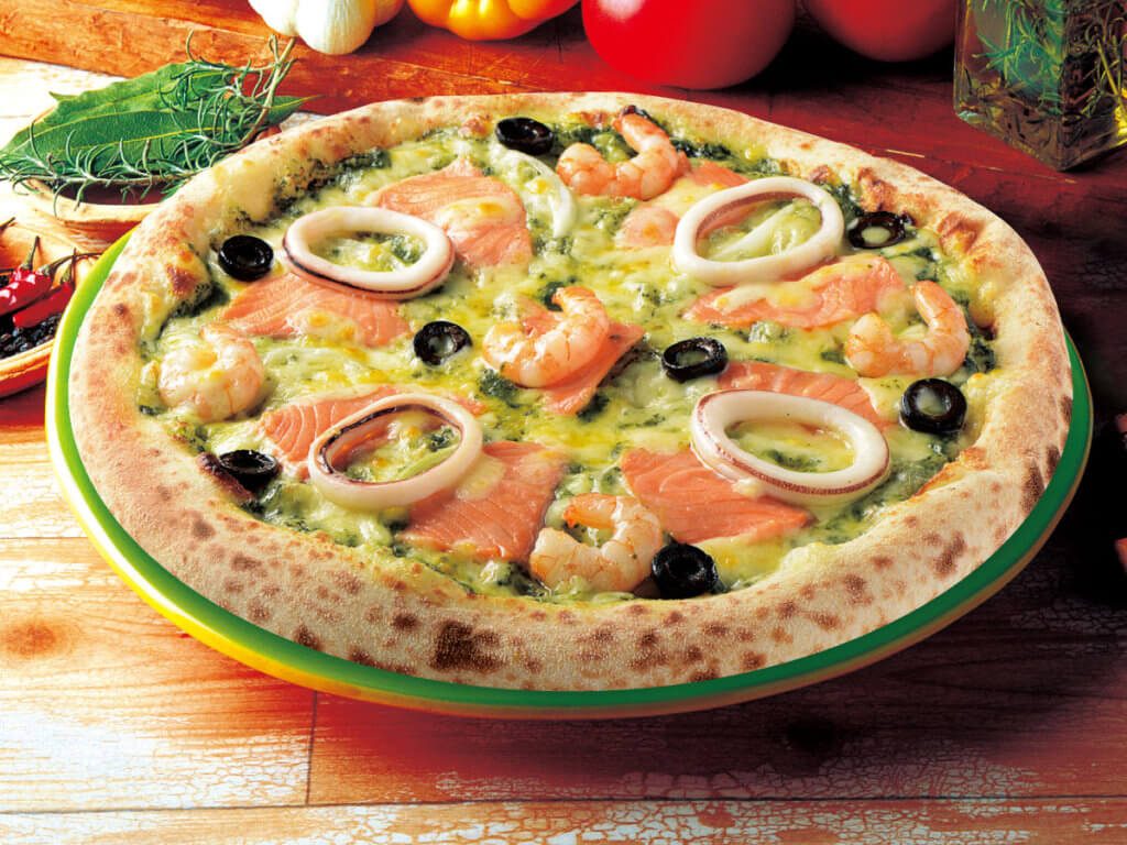 バジル シーフード ナポリピッツァメニュー 宅配ピザで本格ナポリピザを楽しめる ナポリの窯