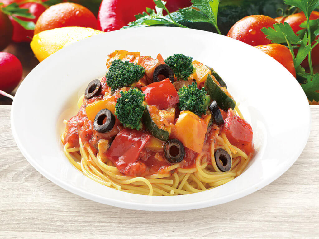 ペストとパルメザンチーズ入りニョッキ野菜スープのレシピ