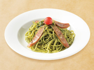 粗挽きソーセージのジェノベーゼ