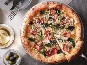 釜揚げしらすとベーコンのピッツァ