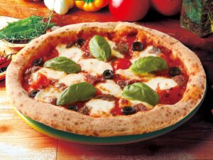 モッツァ・アンチョビーナ